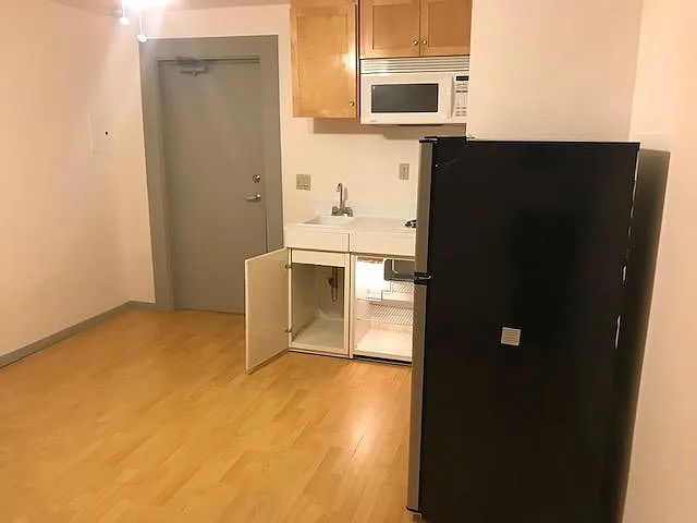 615 S Virgil Ave — Photo 13