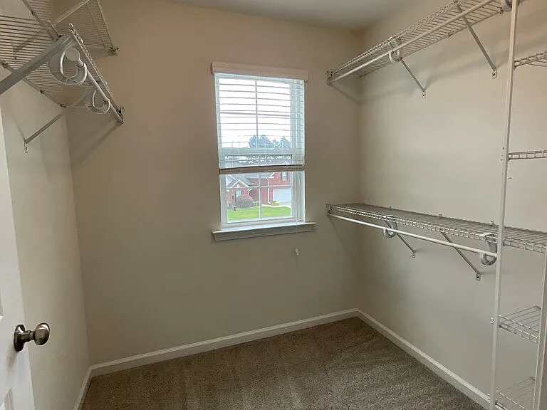 109 Redrock Ct — Photo 25