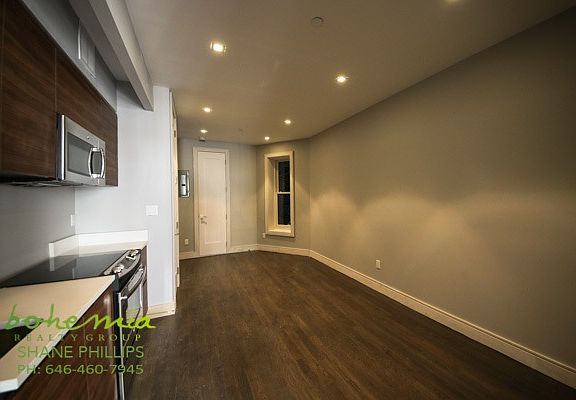 2nd image of 349 E 138th St
