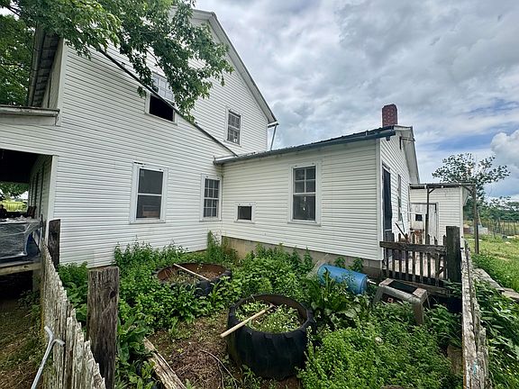 5th image of 4547 Salmon Rd