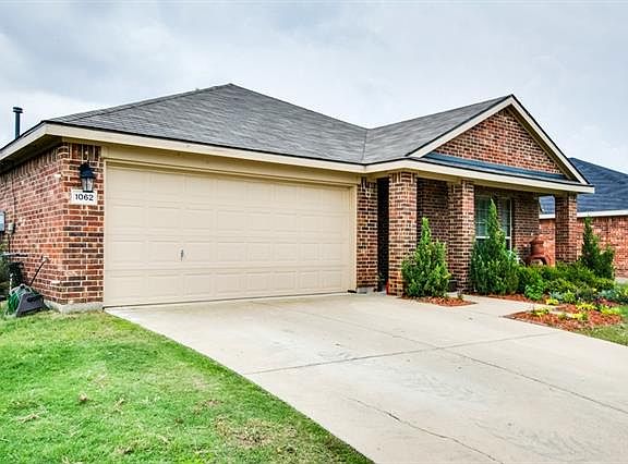 2nd image of 1062 Shepard Ln