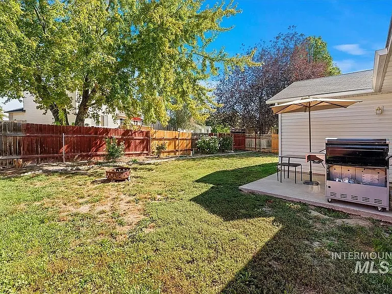 1916 W Havenwood Ave — Photo 20