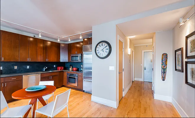 Sold by NY Casa Group | media 2