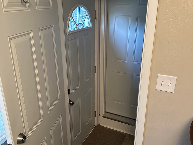 3003 Randolph St — Photo 15