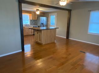 23 Vance Ln, Stuarts Draft, VA 24477