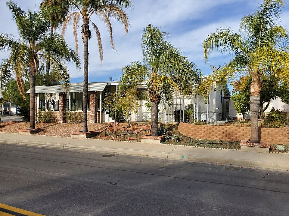 2nd image of 30615 Arenga Palm Dr