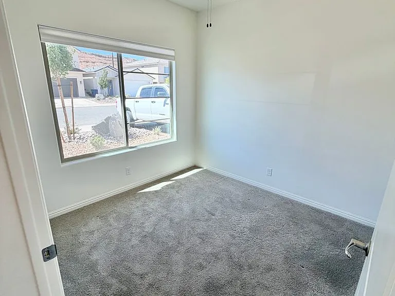 321 S Deep Creek Dr — Photo 4