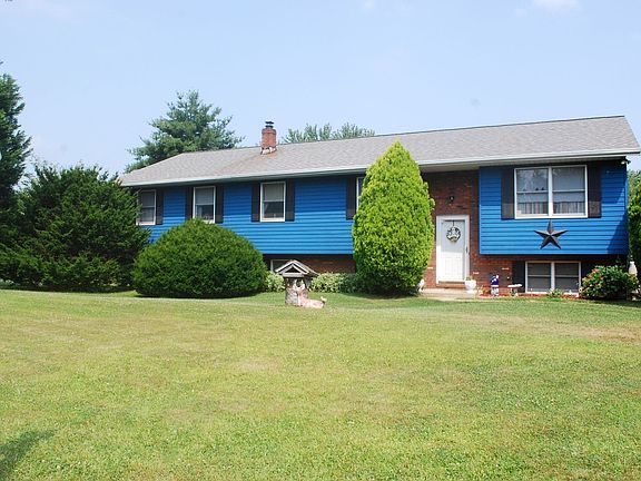 House  58' X 28'
