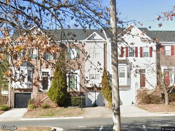 4103 La Mauricie Loop, Dumfries, VA 22025