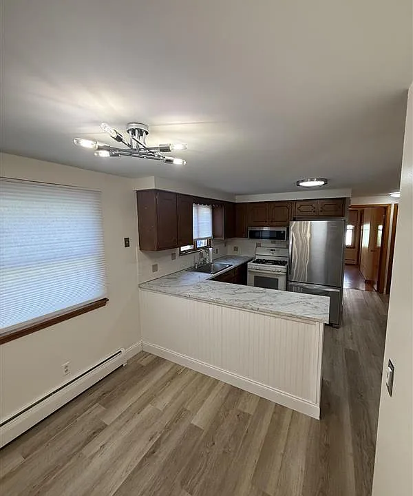 421 Callodine Ave #1