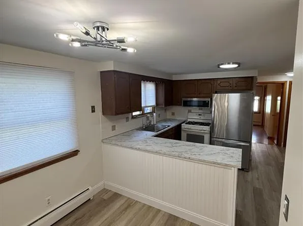 421 Callodine Ave Floor 1, Buffalo, NY 14226