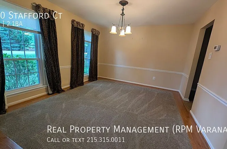 720 Stafford Ct — Photo 6