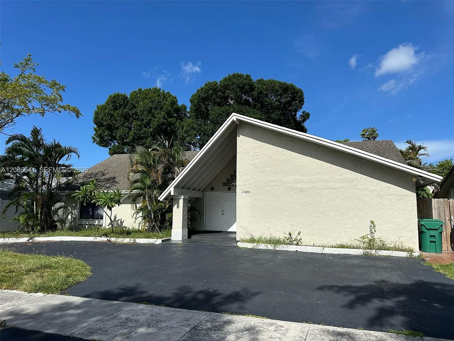 Sky Lake Homes — Photo 1