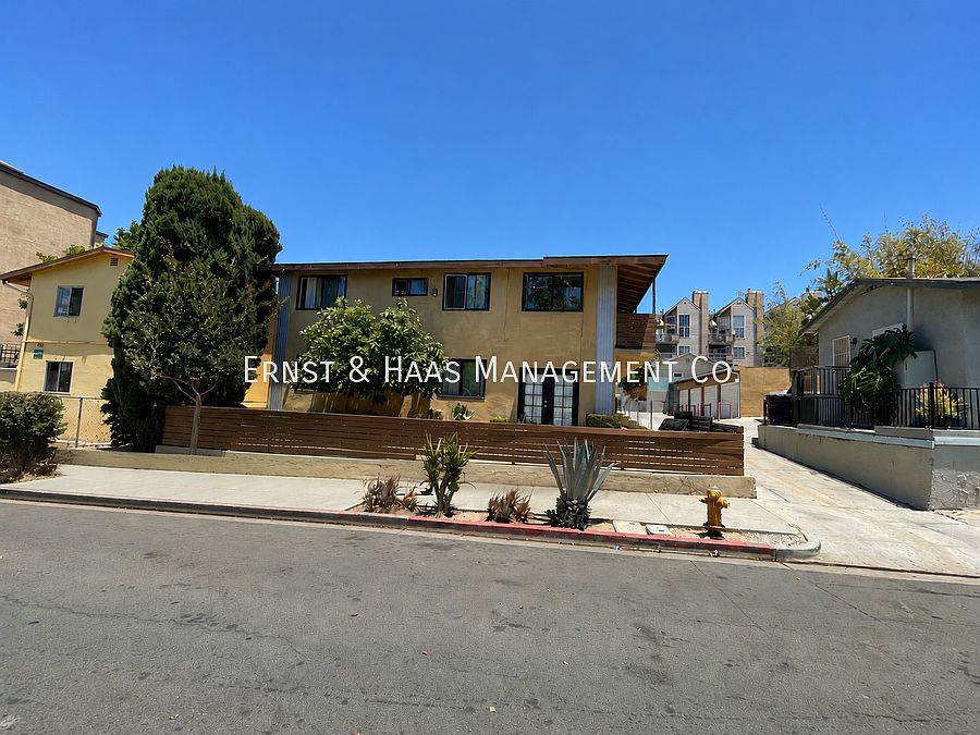 2nd image of 426 Golden Ave APT 3