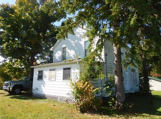 8885 Center Rd, Ashtabula, OH 44004