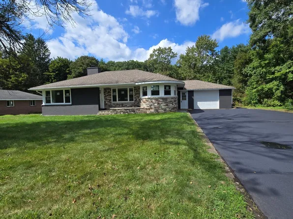 84 Greenwich Rd, Ware, MA 01082
