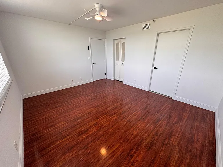 4570 NW 18th Ave #605 — Photo 17