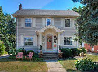 2679 Lakeview Ave, Rocky River, OH 44116