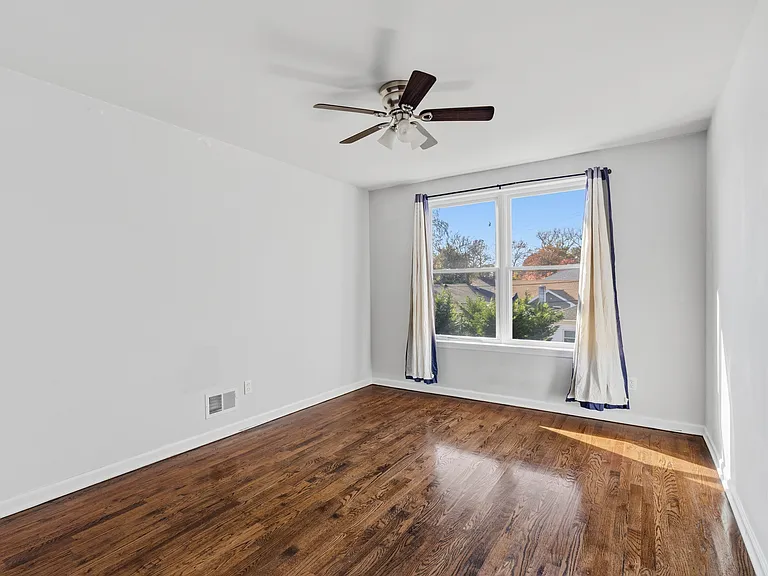 506 Fisher Pl — Photo 11