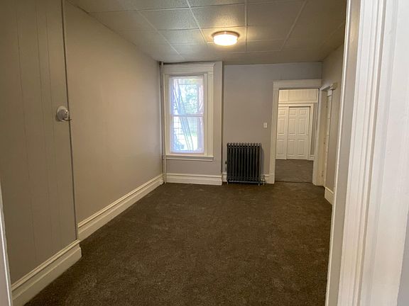 spacious middle room