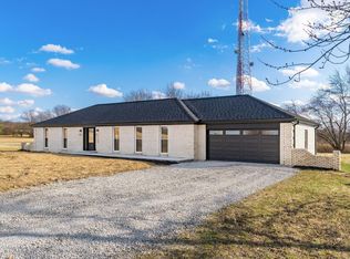 1195 Dunkel Rd, Circleville, OH 43113