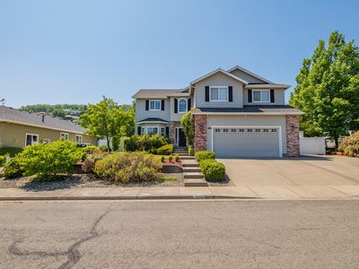 2014 NW Sarum Cir, Grants Pass, OR, 97526