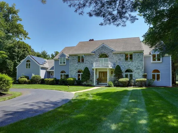 373 Caterina Hts, Concord, MA 01742
