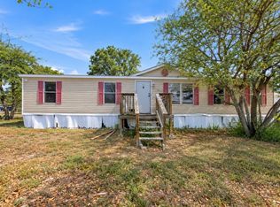104 Lone Oak Cir, Bastrop, TX 78602