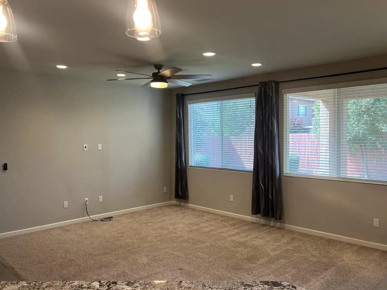 3 bed, 1580 sqft, $2,400 — Photo 3