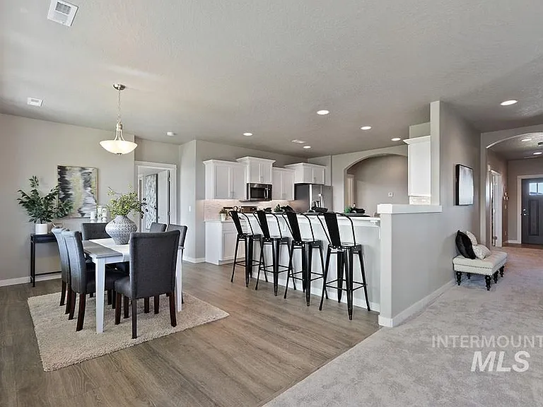 10502 W Thimbleberry Dr — Photo 4