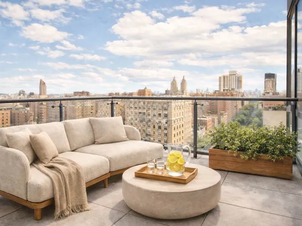 212 West 72nd Street image 1 of 12