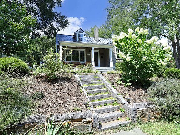 2nd image of 406 W Margaret Ln