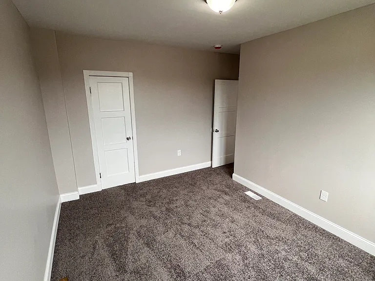 3111 Hanlon Ave — Photo 15