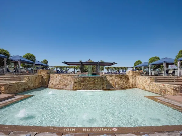 2600 W 7th St APT 1807, Fort Worth, TX 76107