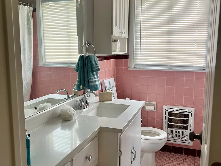 2132 Fremont Dr — Photo 15