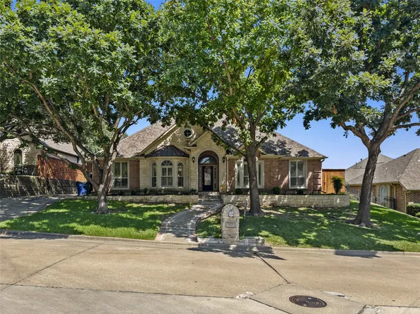3211 Lake Creek Trl, Mansfield, TX 76063