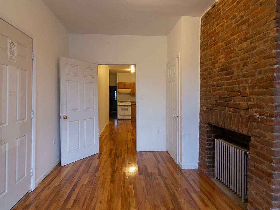 1st image of 250 Stagg St #1B