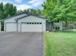 2011 Meadow St, Cologne, MN 55322