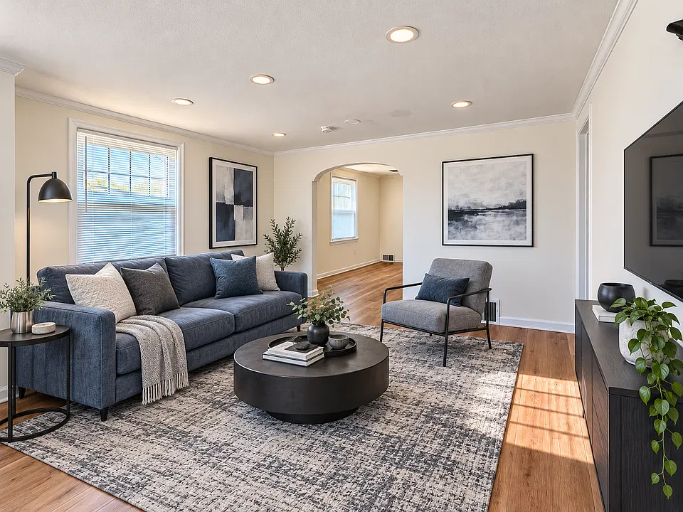 329 Holmes Rd