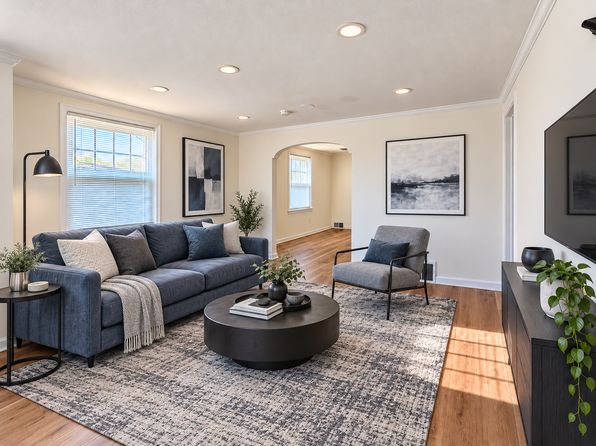 329 Holmes Rd