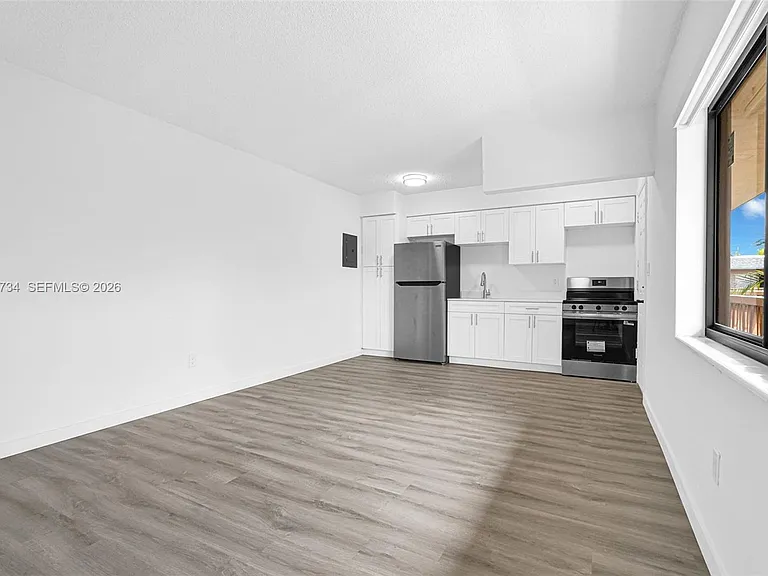 13210 Memorial Hwy #116 — Photo 4