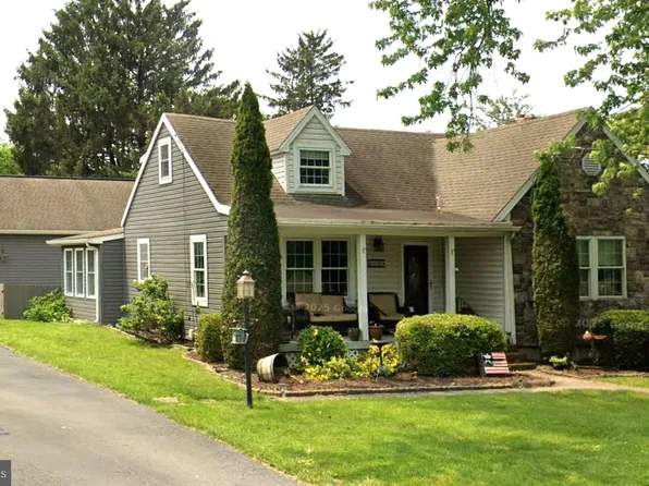 444 Falling Spring Rd, Chambersburg, PA 17202