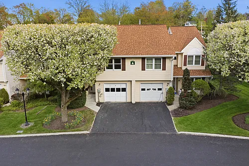 4 Trevor Lake Dr Photo 1