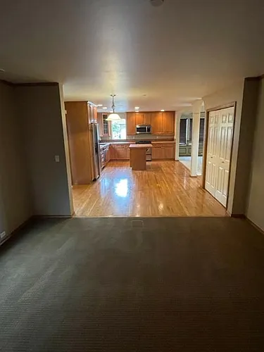 221 Lind Ave NW Photo 1