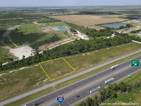 7 W Frontage Rd, Iowa, LA 70647