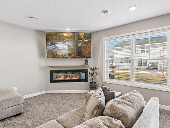 3rd image of 2167 Heron Ct