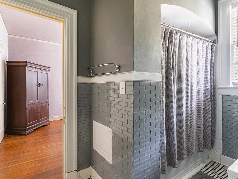 626 Oakland Ave #H — Photo 8