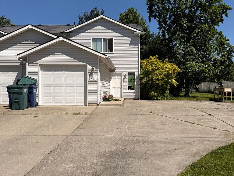 3961 W Laurel Ave — Photo 1