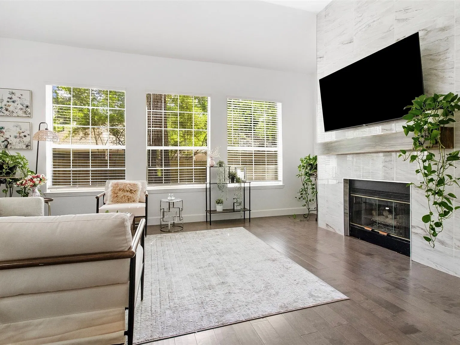 4 bed, 3.5 bath, 2613 sqft, $4,500 — Photo 3