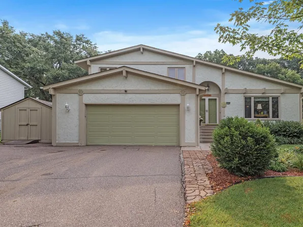 14045 Sundial Ct, Eden Prairie, MN 55346